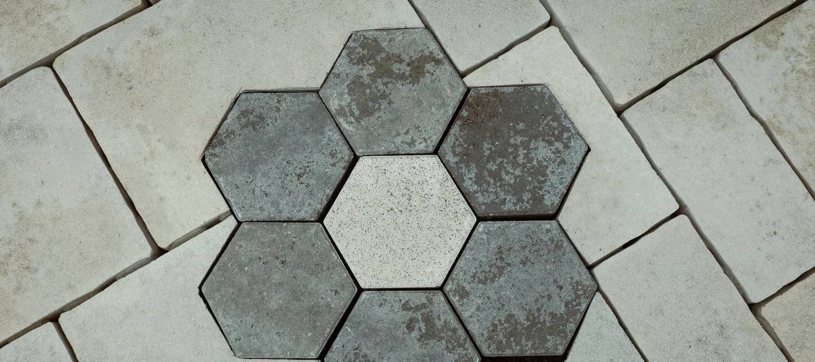 Interlocking vs Concrete vs Asphalt: Which Driveway Wins?